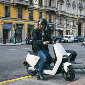 Scooter Electrique YADEA G5 PRO blanc