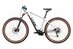 VTT Electrique Semi Rigide Cube Reaction Hybrid Performance 500 Shimano Alivio 9V 500 Wh 29 Argent Polar 20221