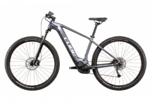 VTT Electrique Semi Rigide Cube Reaction Hybrid Performance 500 Shimano Alivio 9V 500 Wh 29 Gris Metallic 20221