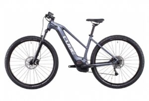 VTT Electrique Semi Rigide Cube Reaction Hybrid Performance 500 Trapeze Shimano Alivio 9V 500 Wh 27.5 Gris Metallic 20222