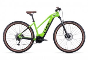 VTT Electrique Semi Rigide Cube Reaction Hybrid Performance 625 Trapeze Shimano Alivio 9V 625 Wh 29 Vert Shiny Apple 2022