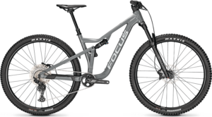 VTT tout suspendu FOCUS THRON 6.8