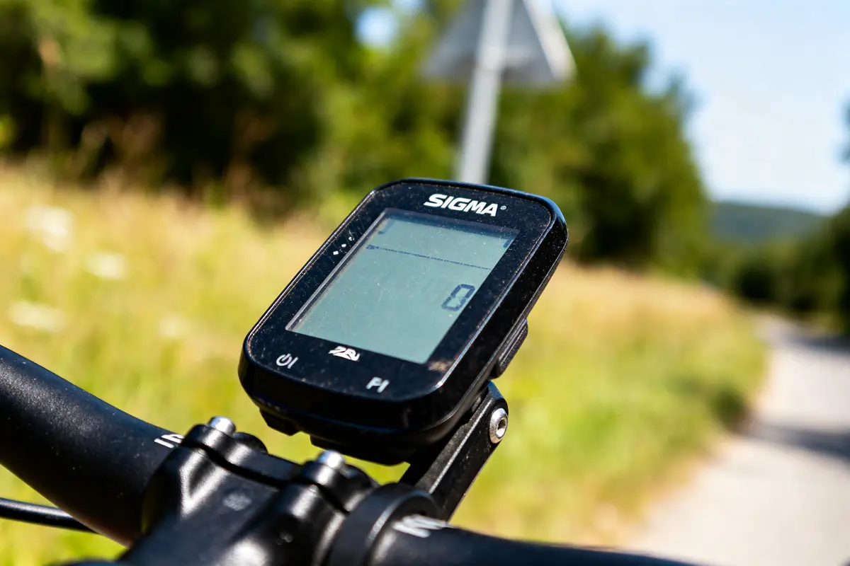 Compteur Sigma GPS : Quel modèle choisir pour une autonomie optimale ?