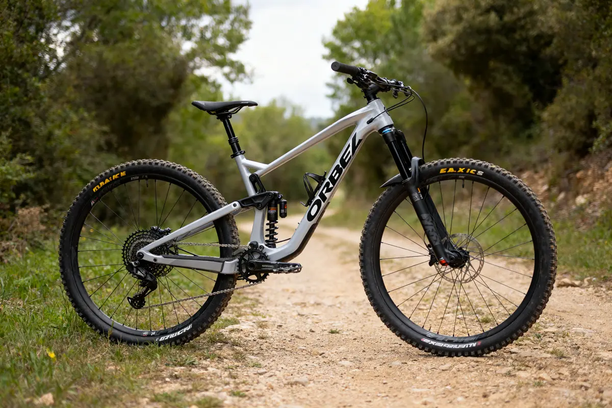 Orbea Oiz 2026 : test complet, spécifications et avis