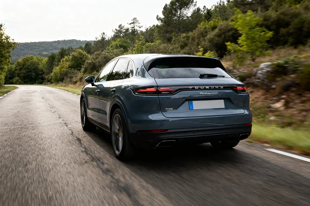 Touring 2022 : BMW série 3, essai et fiche technique