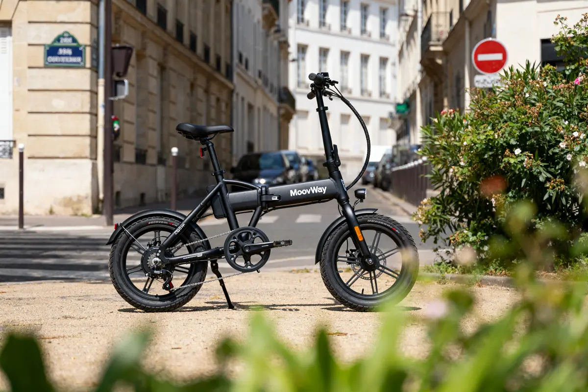 Vélo électrique MoovWay pas cher : avis, offres &amp; modèles pliables