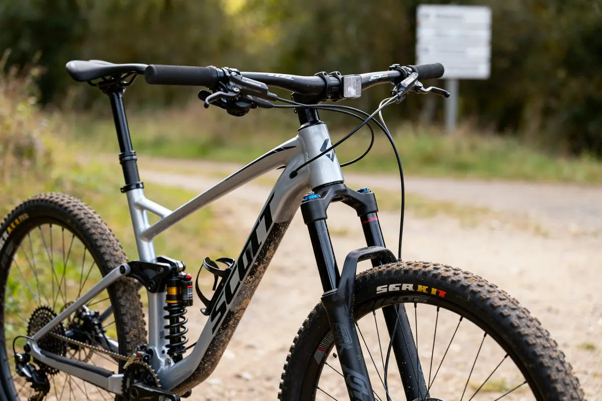 Scott aspect 930 : test, avis et prix du vtt semi-rigide